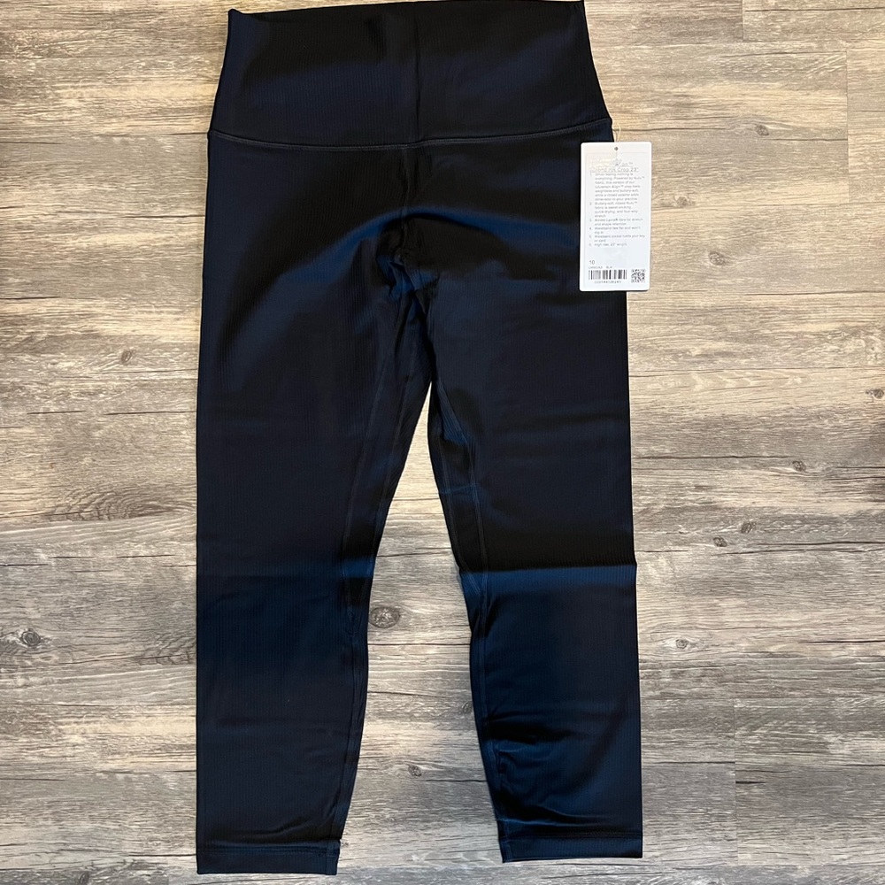 Lululemon align ribbed HR crop 23” size 10 black